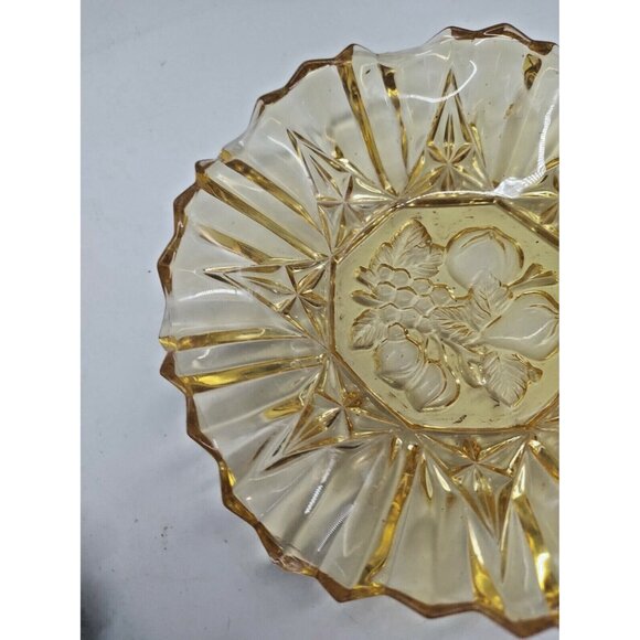Vintage 1950's Federal Glass Amber Pioneer Fruit Pattern Crimped Edge 7.5" Round - Picture 4 of 9